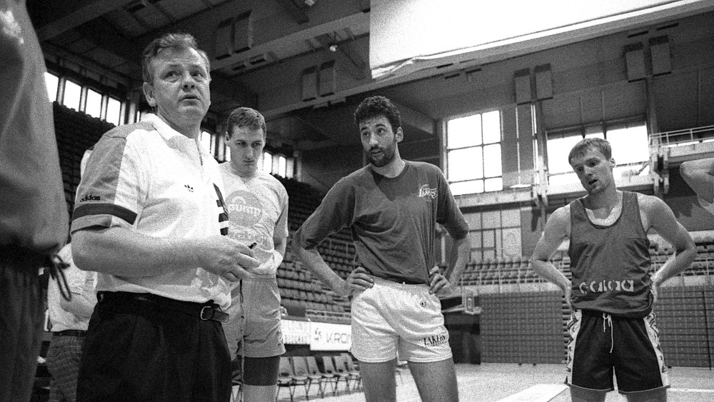 Sa treninga reprezentacije Jugoslavije pred Evrobasket 1991: Duda, Divac, Rađa, Zdovc...